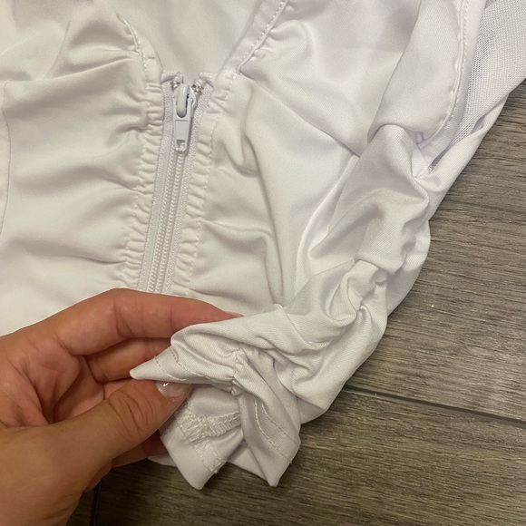 WHITE RUFFLE CORSET HALTER NECK TOP - Picture 4 of 5